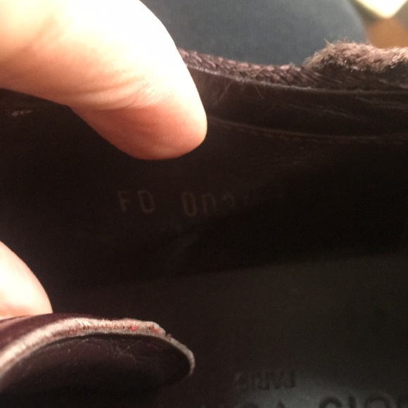 Authentic Louis Vuitton sneakers size 37.5 - Picture 4 of 6